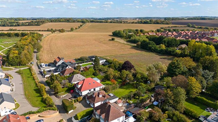 4 Bedroom Detached House For Sale In Owles Lane, Buntingford, SG9