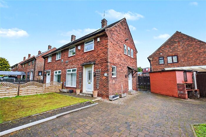2 Bedroom Semi-Detached House For Sale In Mill Green View, Leeds, West Yorkshire, LS14