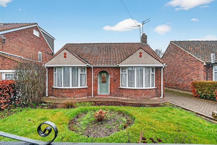 2 Bedroom Detached Bungalow For Sale In Tranby Avenue, York, YO10