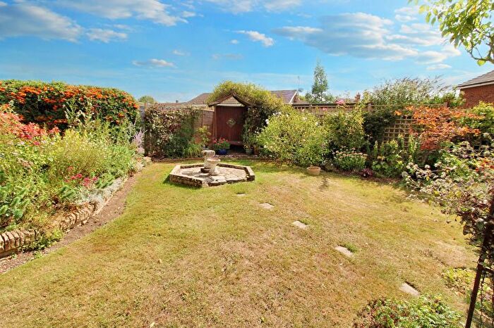 4 Bedroom Detached House For Sale In Watchet Lane, Holmer Green, HP15