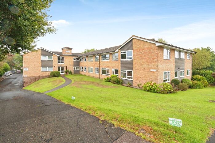 1 Bedroom Flat For Sale In Streatfield Road, Heathfield, East Sussex, TN21