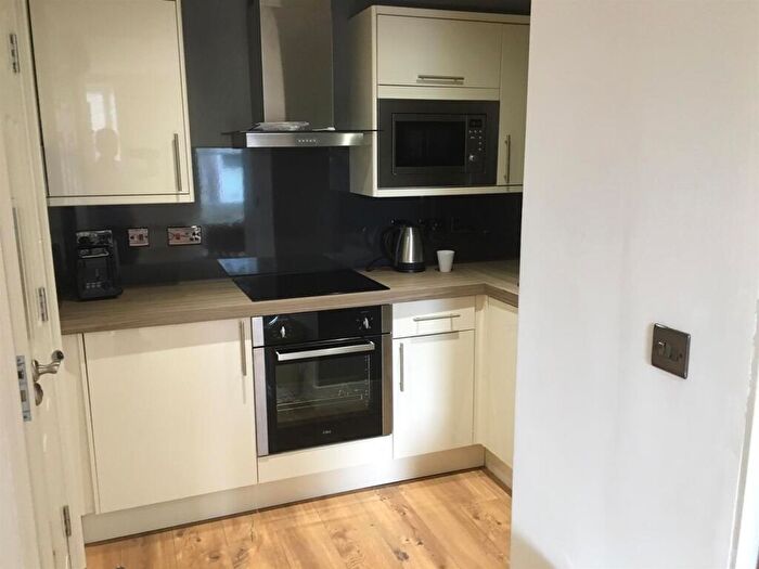 1 Bedroom Private Hall To Rent In St. Leonards Gate, Lancaster, LA1