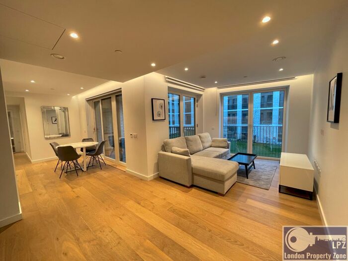 1 Bedroom Flat To Rent In Phoenix Place, Farringdon, WC1X