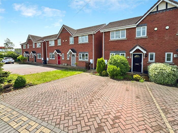 3 Bedroom Semi-Detached House For Sale In Linthouse Lane, Wolverhampton, West Midlands, WV11