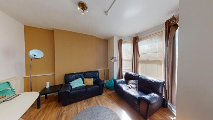 5 Bedroom House To Rent In Noel Street, Nottingham, NG7