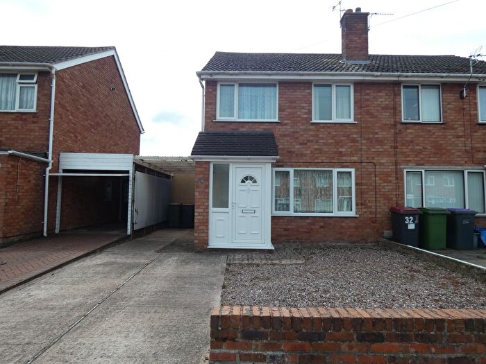 3 Bedroom Semi-Detached House To Rent In Oaklands Drive, Trench, TF2