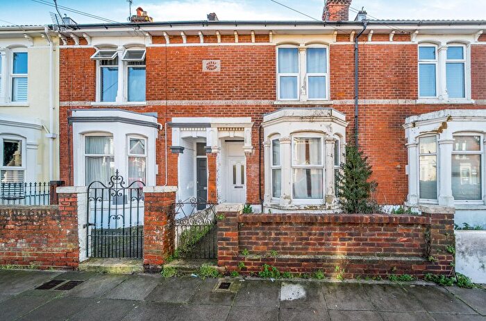 6 Bedroom Terraced House To Rent In Francis Avenue, Southsea, PO4