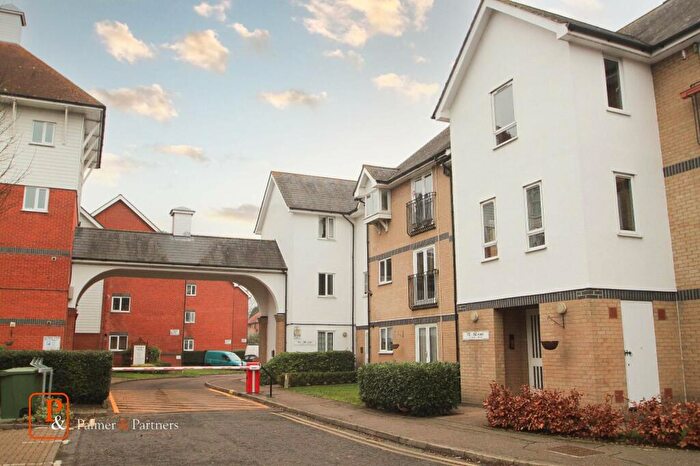 1 Bedroom Apartment To Rent In Victoria Chase, Colchester, Essex, CO1
