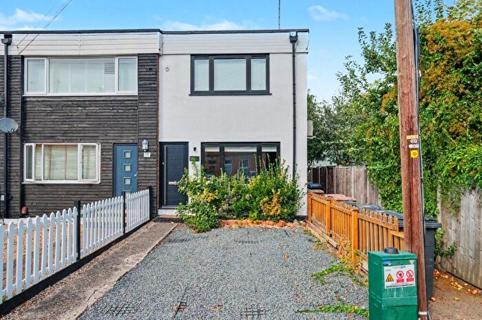 2 Bedroom Semi-Detached House For Sale In Rochford Road, Old Moulsham, Chelmsford, CM2