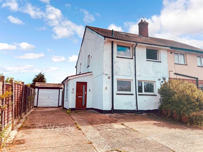 3 Bedroom Semi Detached House For Sale In Marsh View, Palmarsh, Hythe, Kent, CT21