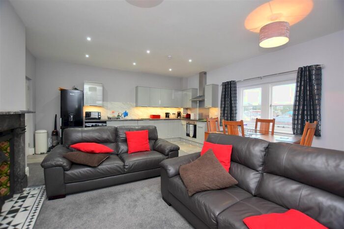 3 Bedroom Flat To Rent In Nelson Street, Dalton-In-Furness, LA15