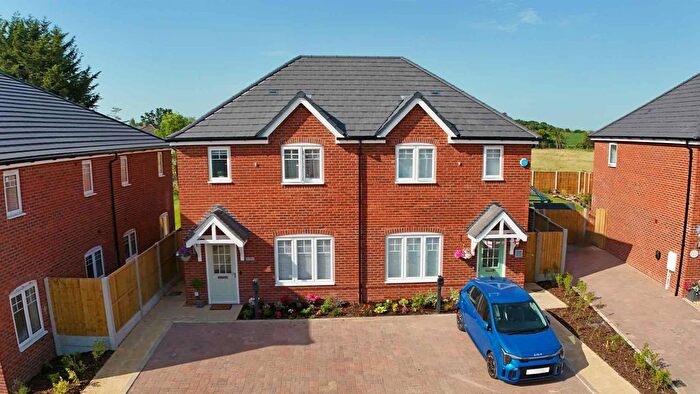 2 Bedroom Property For Sale In Plot, , Lulsley, Cygnets Rest, Drakes Broughton, WR10