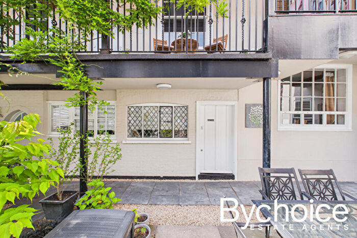 1 Bedroom Apartment For Sale In High Street, Clare, CO10