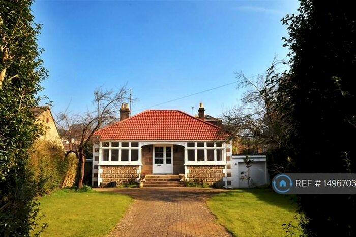 3 Bedroom Bungalow To Rent In Westfield Park South, Bath, BA1