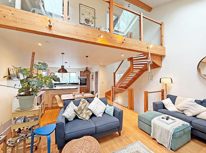 3 Bedroom Terraced House For Sale In Monkton Road, Honiton, EX14