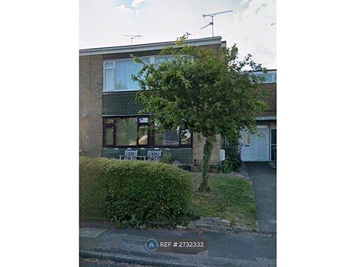 2 Bedroom Maisonette To Rent In Hailstone Road, Basingstoke, RG21