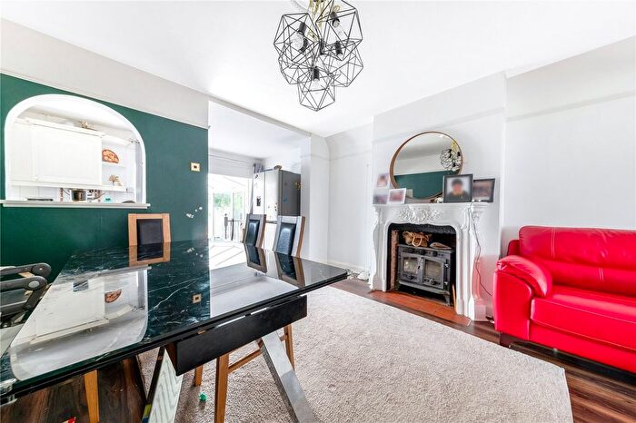 3 Bedroom Semi-Detached House To Rent In Pragnell Road, Lee, Lewisham, London, SE12