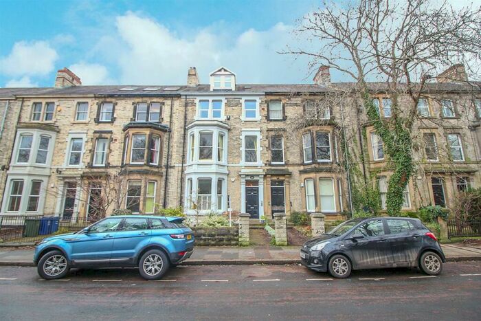 4 Bedroom Maisonette To Rent In Eslington Terrace, Jesmond, Newcastle Upon Tyne, NE2