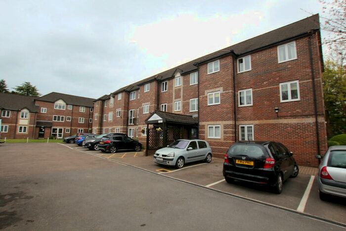 1 Bedroom Flat To Rent In Velindre Road, Whitchurch, Cardiff, CF14