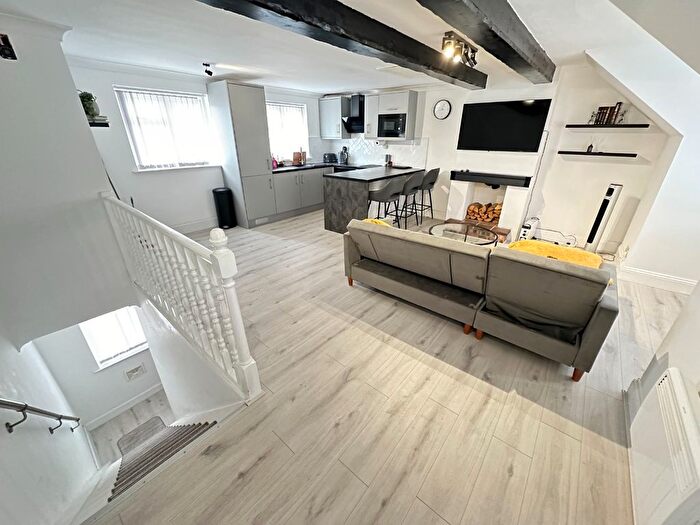 1 Bedroom Flat For Sale In Cardigan Mews, Cardigan Street, Luton, Bedfordshire, LU1