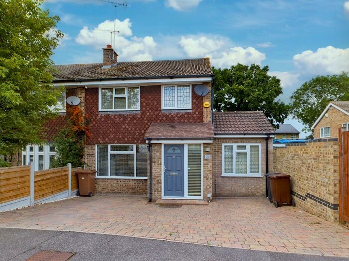 3 Bedroom Semi-Detached House To Rent In Allens Road, Ramsden Heath, Billericay, CM11