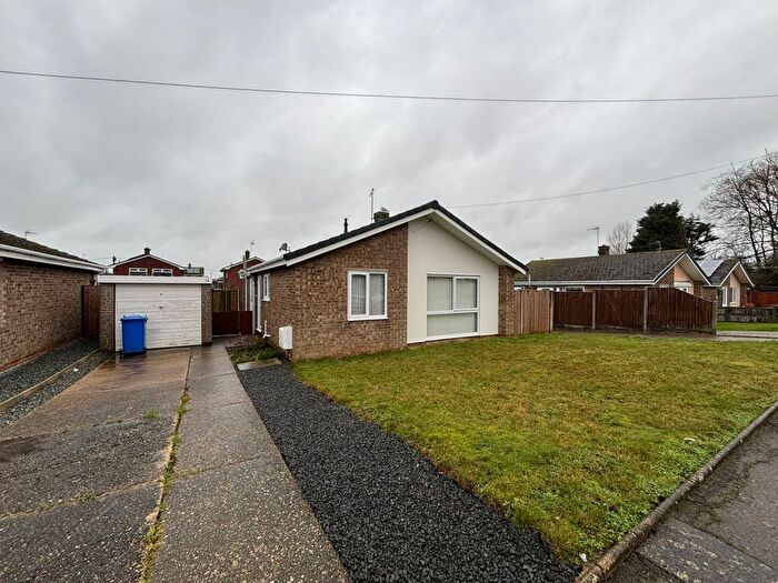 3 Bedroom Bungalow To Rent In Oulton Broad, NR32