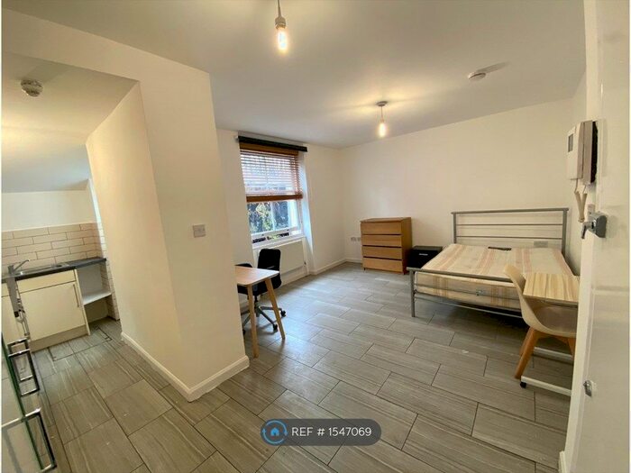 Studio To Rent In Royal College Street, London, NW1