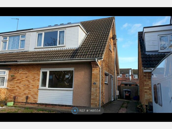3 Bedroom Semi-Detached House To Rent In St. Augustines Close, Kettering, NN15