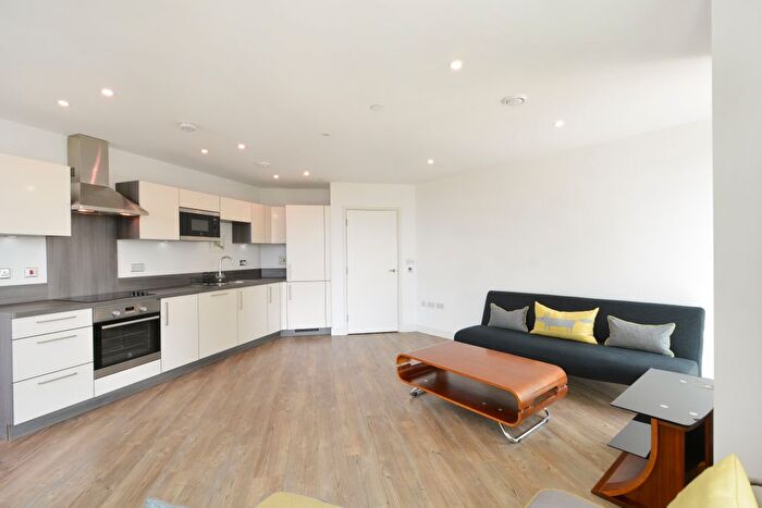 1 Bedroom Flat To Rent In Ontario Point, Maple Quays, SE16