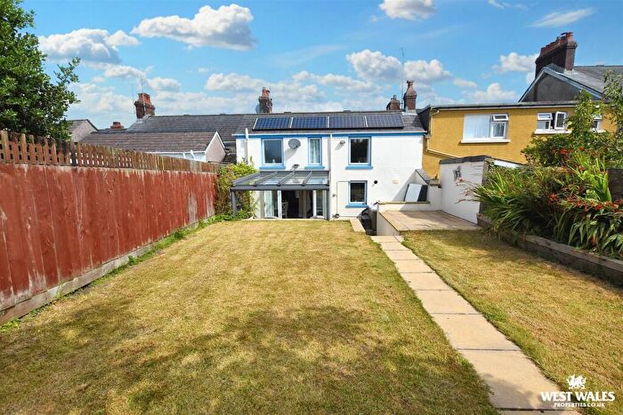 3 Bedroom Terraced House For Sale In Spring Gardens, Narberth, SA67