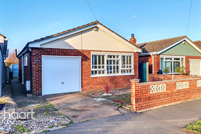 2 Bedroom Detached Bungalow For Sale In Bedford Road, Clacton-On-Sea, CO15