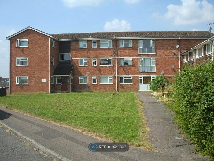 2 Bedroom Flat To Rent In Blackmore Rd, Melksham, SN12