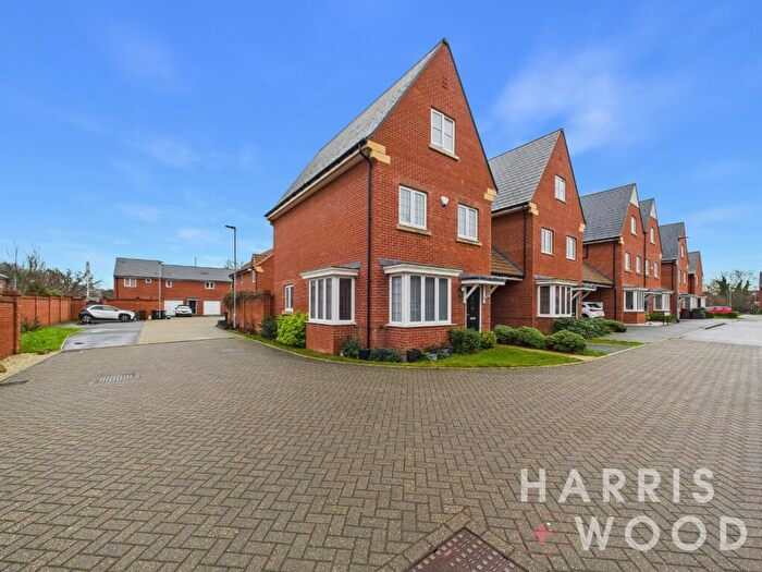 3 Bedroom Link Detached House For Sale In Birchwood Drive, Colchester, Essex, CO4