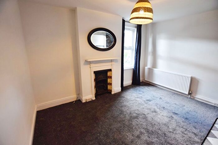1 Bedroom Flat To Rent In Merton Road, Bedford, MK40