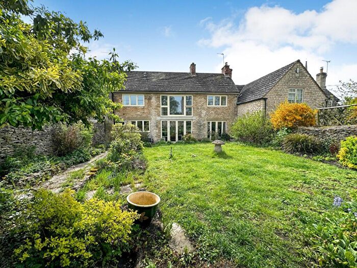 3 Bedroom Cottage For Sale In St. Johns Street, Lechlade, GL7