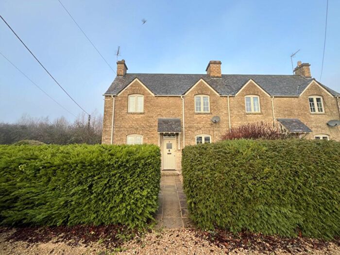 3 Bedroom Semi Detached House To Rent In Pudlicote, Chipping Norton, OX7