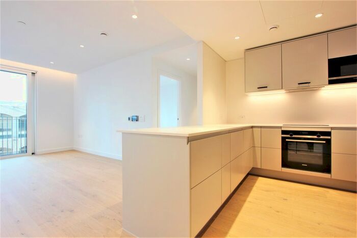 1 Bedroom Flat To Rent In Signature House, Jubilee Walk, London, WC1X
