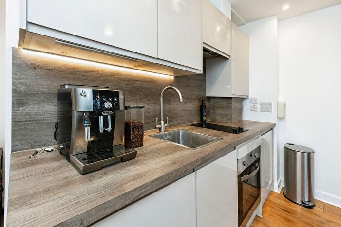 1 Bedroom Flat For Sale In Elwick Road, Ashford, TN23