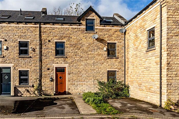 4 Bedroom Terraced House For Sale In Hebble View, Siddal, Halifax, HX3