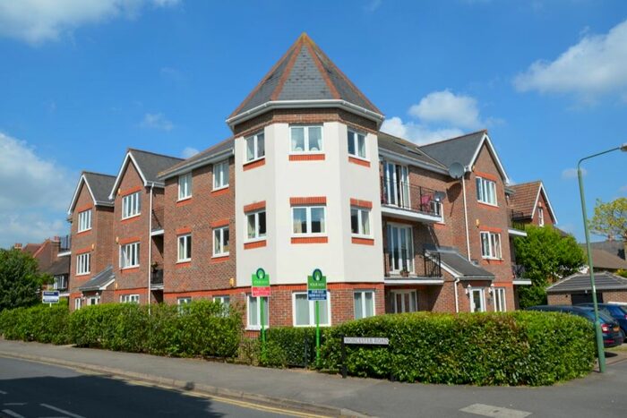 2 Bedroom Flat To Rent In Worcester Road, Sutton, Surrey, SM2