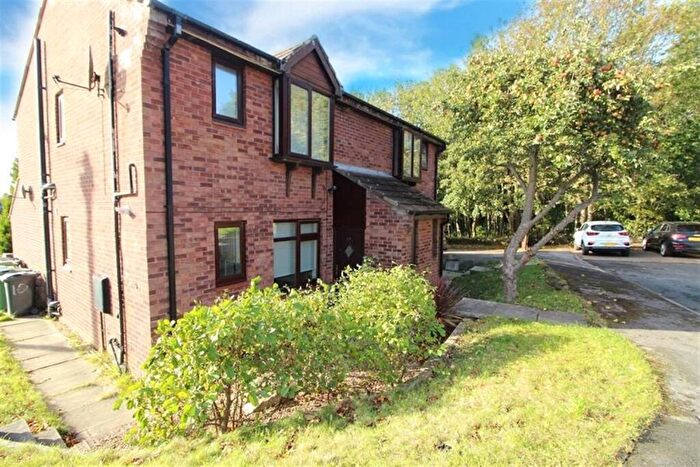1 Bedroom Apartment For Sale In Walesby Court, Cookridge, LS16
