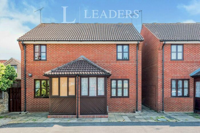 2 Bedroom Terraced House To Rent In Aspen Court, Faringdon, SN7