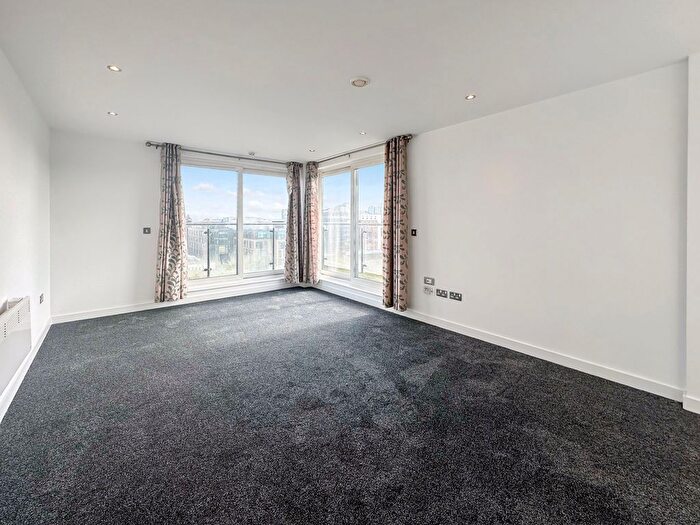 1 Bedroom Flat To Rent In Armstrong House, A High Street, Uxbridge, Greater London, UB8