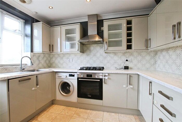 4 Bedroom Semi-Detached House To Rent In Lancaster Road, Maidenhead, Berkshire, SL6