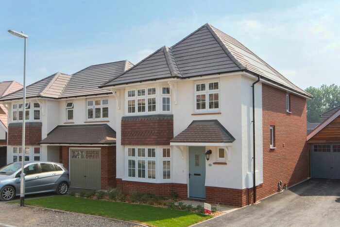 4 Bedroom Semi-Detached House To Rent In St. Edmunds Way, Hauxton, Cambridge, CB22