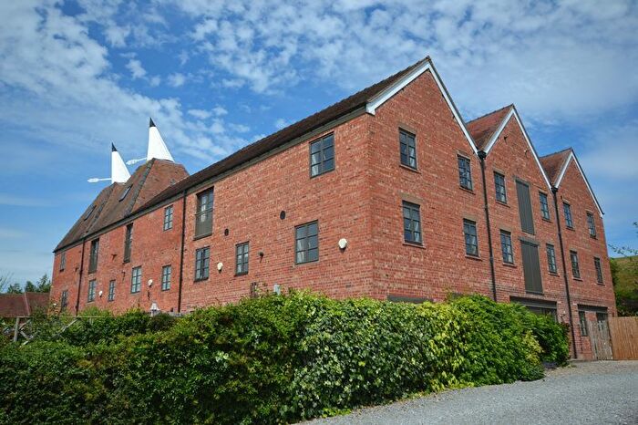 3 Bedroom Terraced House For Sale In Woodston Oast House, Tenbury Wells, WR15