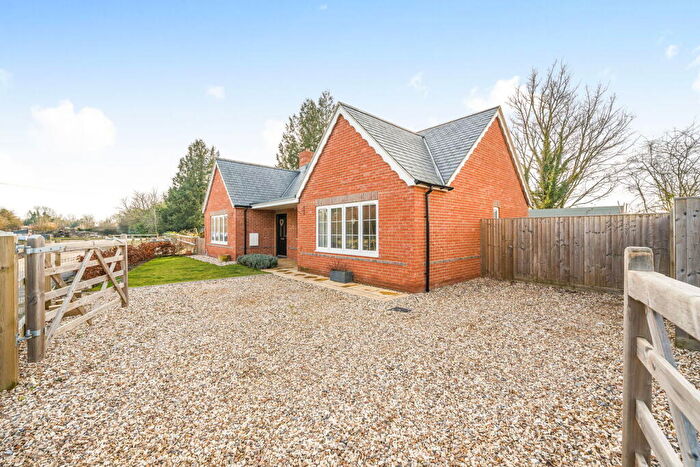 3 Bedroom Detached Bungalow For Sale In Station Approach, Marlborough, SN8