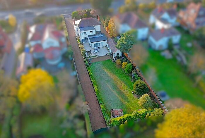 4 Bedroom Detached House For Sale In Bawtry Road, Bessacarr, Doncaster, DN4