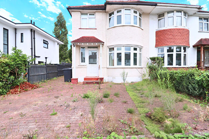 3 Bedroom Semi-Detached House To Rent In Grand Avenue, Surbiton, KT5