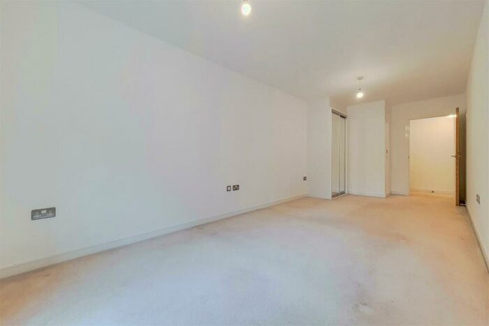 2 Bedroom Apartment To Rent In Mandara Place, London, SE8